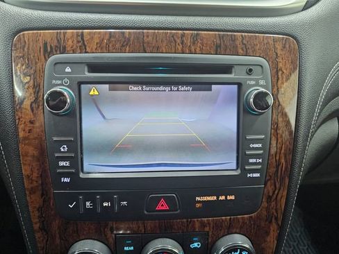 Used 2013 Chevrolet Traverse LT w/ All-Star Edition FWD image 19