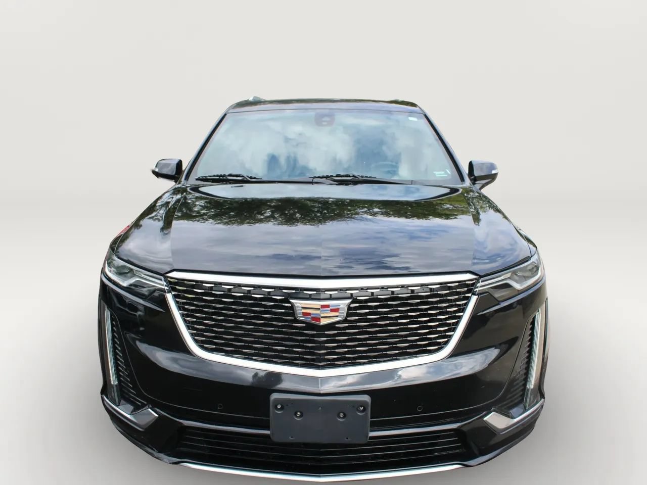Used 2021 Cadillac XT6 Luxury AWD/4WD image 2