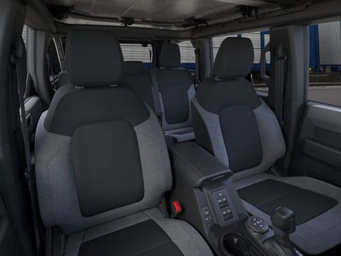 New 2025 Ford Bronco 4-Door w/ Sasquatch Package image 23