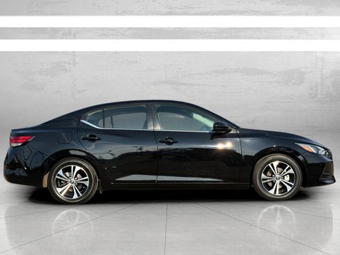 Used 2023 Nissan Sentra SV image 4