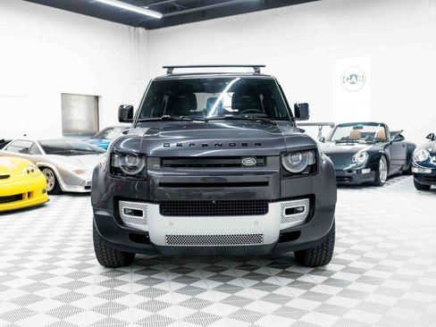 Used 2023 Land Rover Defender 90 SE AWD/4WD image 3
