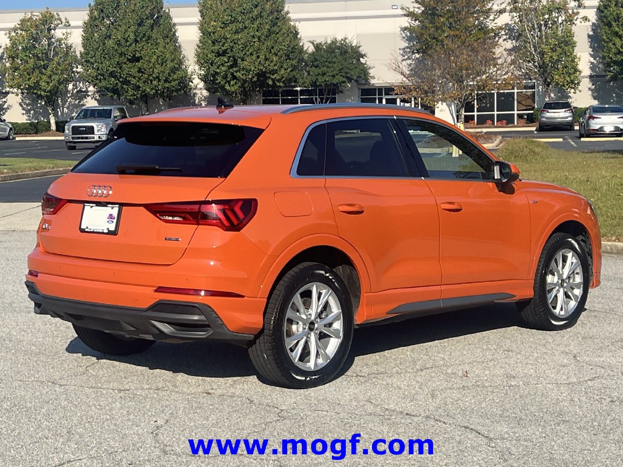 Used 2025 Audi Q3 2.0T Premium AWD/4WD image 3