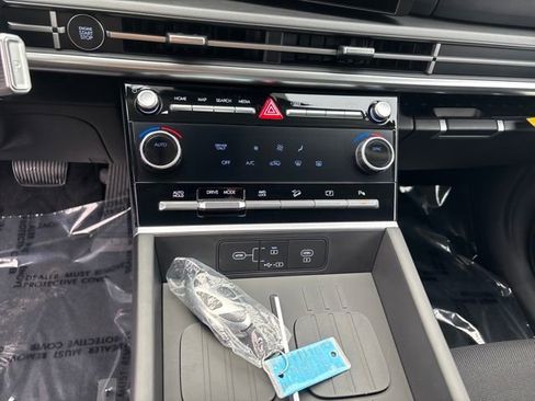 New 2026 Hyundai Santa Fe SE image 22