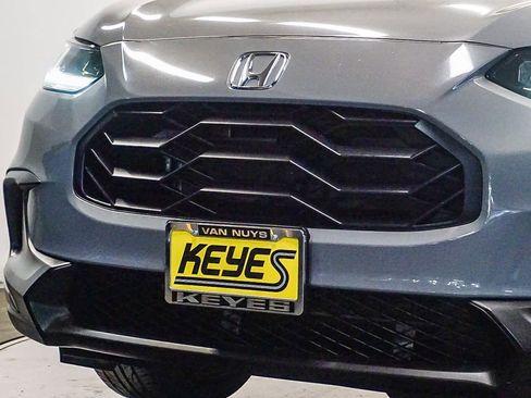 Used 2023 Honda HR-V Sport image 8