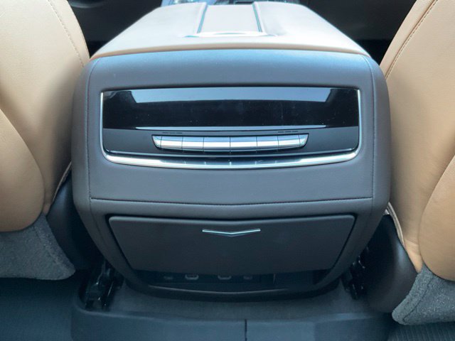 Used 2021 Cadillac Escalade ESV Premium Luxury w/ LPO, Radiant Package AWD/4WD image 24