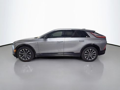 Used 2024 Cadillac Lyriq Sport RWD image 2