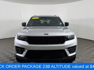 Used 2023 Jeep Grand Cherokee Altitude AWD/4WD video 2