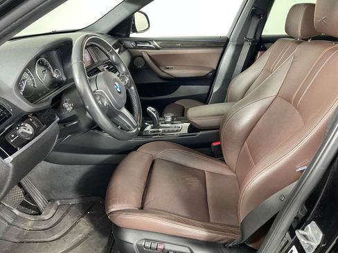 Used 2017 BMW X4 xDrive28i AWD/4WD image 2