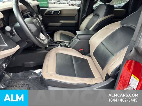 Used 2022 Ford Bronco Wildtrak image 11