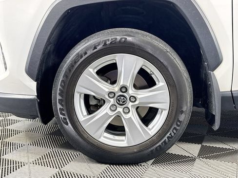 Used 2019 Toyota RAV4 XLE w/ All Weather Liner Package AWD/4WD image 29