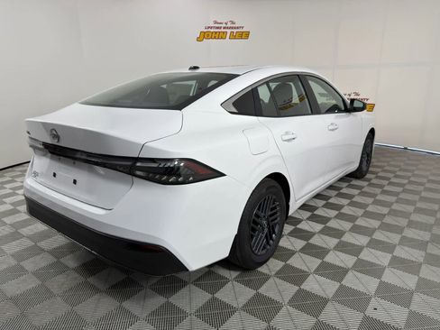 New 2026 Nissan Sentra SV w/ Floor Mat Package image 7