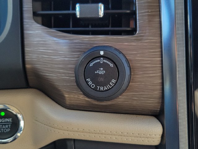 Used 2023 Ford Expedition Limited RWD image 32