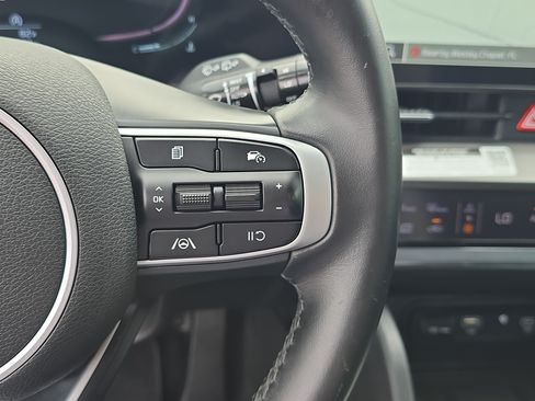 Certified 2023 Kia Sportage EX FWD image 31