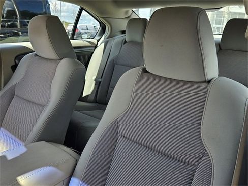 Used 2010 Ford Taurus SEL image 14