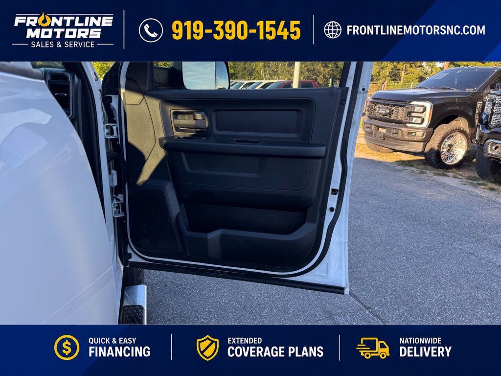 Used 2021 RAM 2500 Tradesman w/ Chrome Appearance Group AWD/4WD image 13