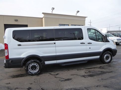 Used 2015 Ford Transit 350 XL image 8