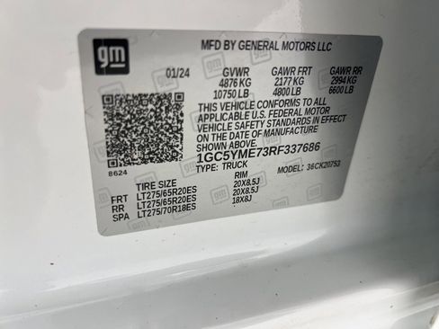 Used 2024 Chevrolet Silverado 2500 Custom w/ Custom Value Package image 29