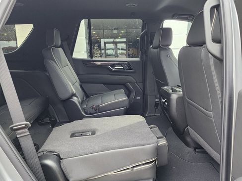 New 2026 GMC Yukon Elevation image 47