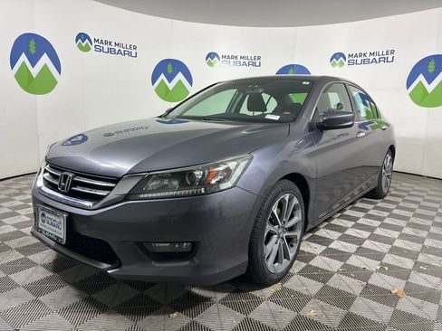 Used 2015 Honda Accord Sport image 3