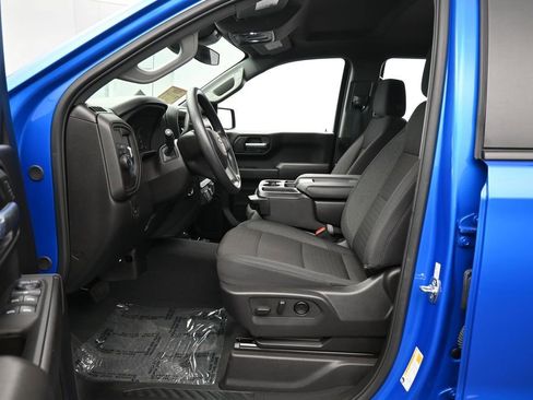 Used 2025 Chevrolet Silverado 1500 Custom w/ Turbomax Blackout Package RWD image 11