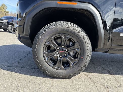 New 2025 GMC Canyon Elevation w/ Convenience Package image 66