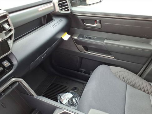 New 2026 Toyota Tundra SR5 AWD/4WD image 18