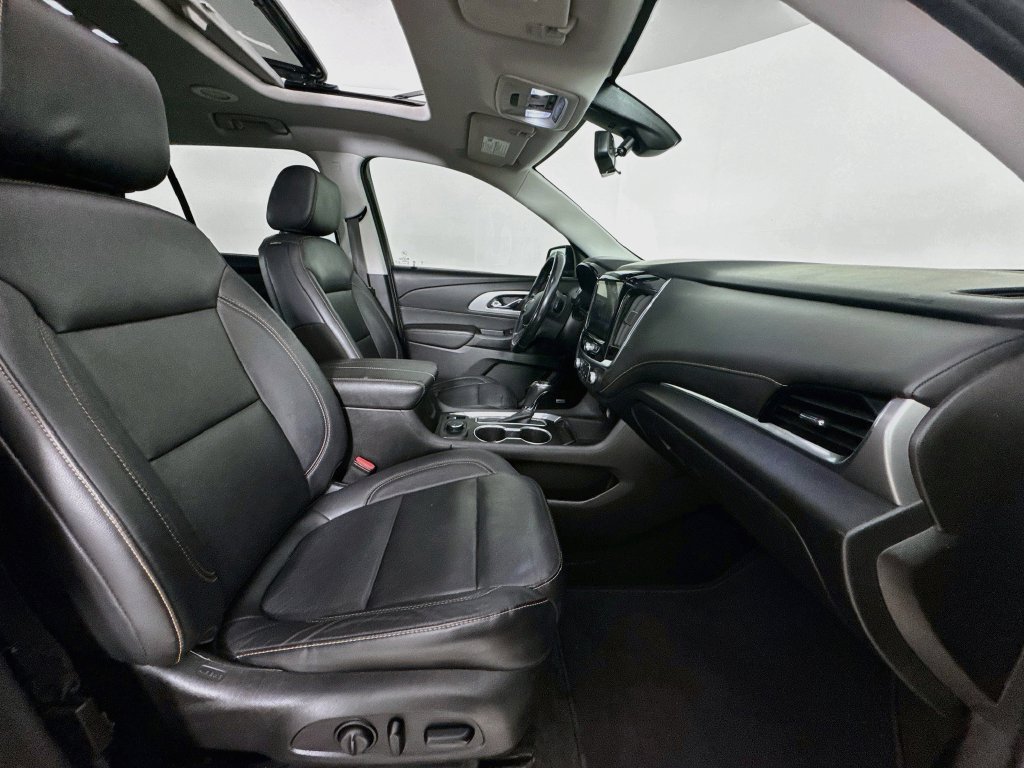 Used 2019 Chevrolet Traverse LT w/ LT Premium Package FWD image 38