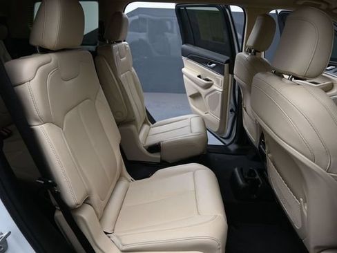 Used 2021 Jeep Grand Cherokee L Limited RWD image 25