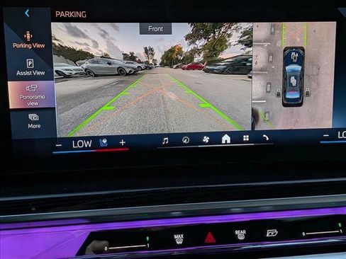 Used 2025 BMW 740i image 13