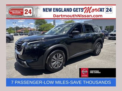 Used 2025 Nissan Pathfinder S