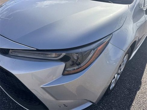 Used 2022 Toyota Corolla LE image 10