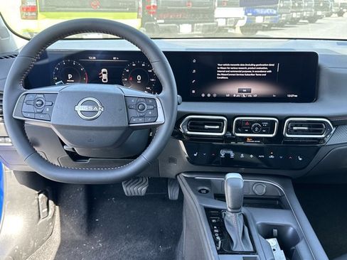 New 2026 Nissan Sentra SR w/ SR Premium Package FWD image 6