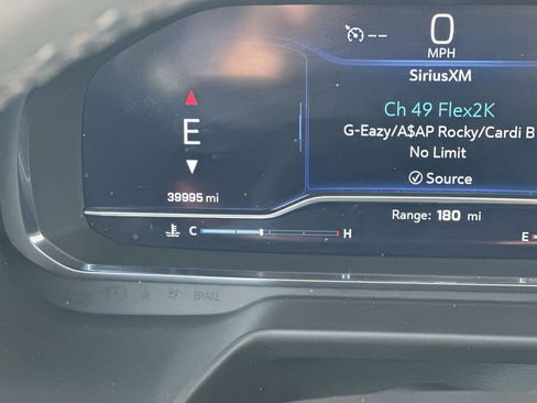 Used 2024 Chevrolet Tahoe High Country image 14