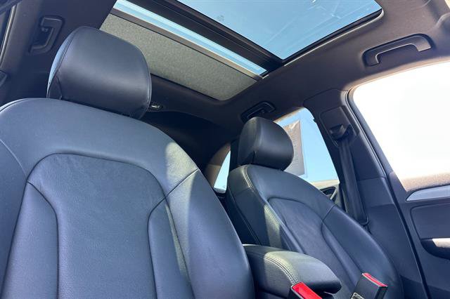 Used 2018 Audi Q3 2.0T Premium Plus AWD/4WD image 18