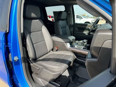 Used 2025 Chevrolet Silverado 1500 RST AWD/4WD image 24