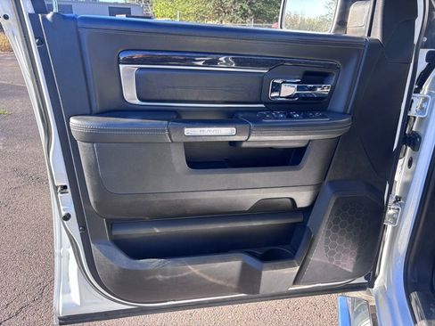 Used 2017 RAM 1500 Limited image 29