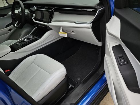 New 2026 Jeep Cherokee Laredo AWD/4WD image 7
