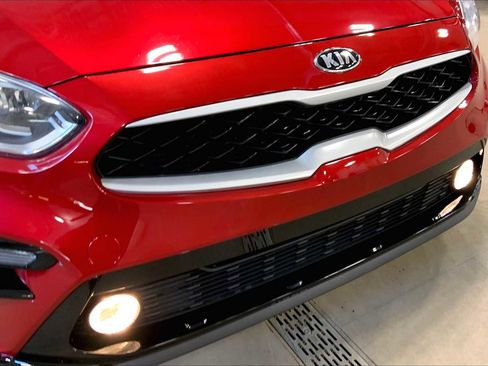 Used 2019 Kia Forte LXS image 29