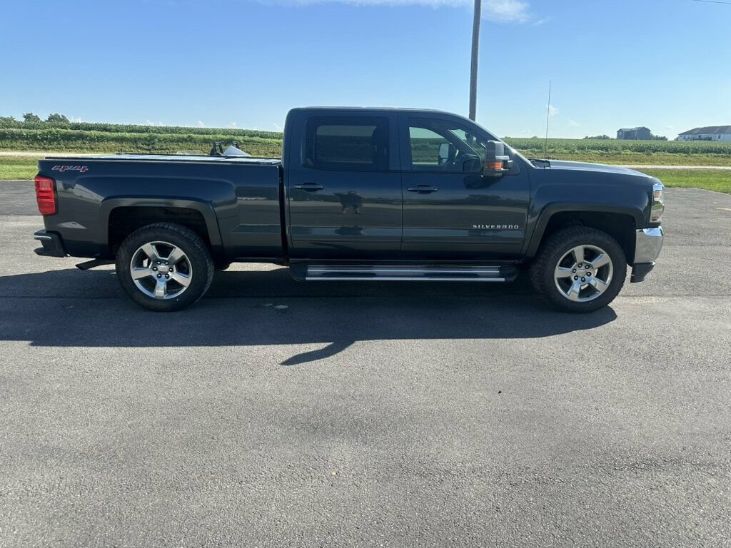 Used 2017 Chevrolet Silverado 1500 LT w/ All Star Edition AWD/4WD image 6