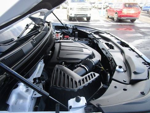 Certified 2024 Chevrolet Traverse Z71 w/ Enhanced Driving Package image 11