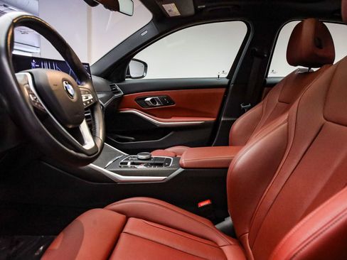 Certified 2024 BMW 330i Sedan w/ Convenience Package image 19