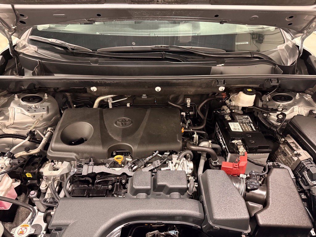 Used 2023 Toyota RAV4 XLE w/ Convenience Package FWD image 12