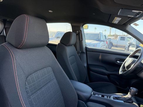 Used 2023 Honda HR-V Sport image 32