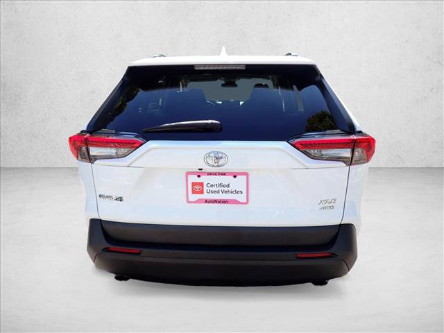 Used 2022 Toyota RAV4 XLE AWD/4WD image 3