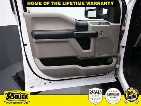 Used 2017 Ford F550 4x4 Regular Cab Super Duty w/ Power Equipment Group image 10