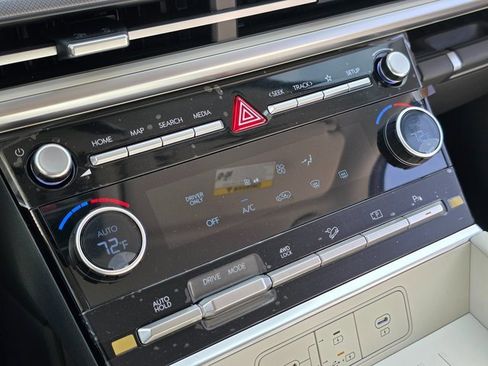 New 2026 Hyundai Santa Fe SE image 27