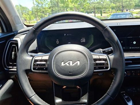 Certified 2024 Kia Sorento S FWD image 21