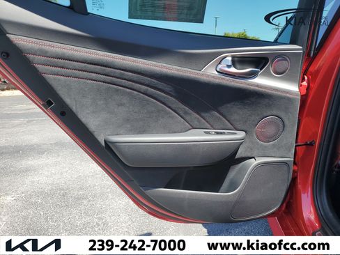 Used 2023 Kia Stinger GT2 AWD/4WD image 13