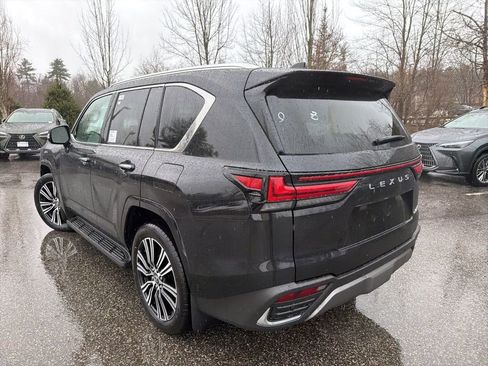 New 2026 Lexus LX 700h Luxury image 4