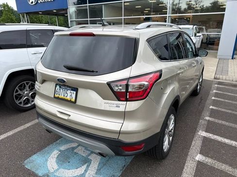 Used 2017 Ford Escape Titanium AWD/4WD image 10